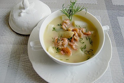 Spargelcremesuppe mit Krabben