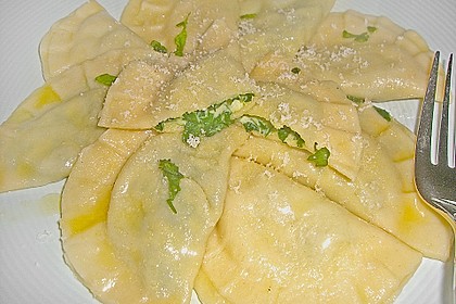S&uuml;dtiroler Schlutzkrapfen