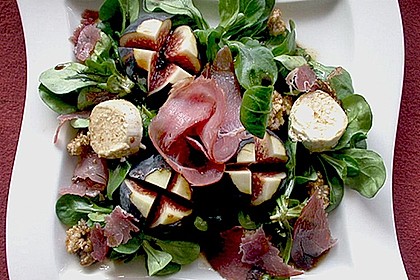 Feldsalat mit Ziegenk&auml;se - einmal ganz anders