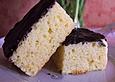 Zitronenkuchen vom Blech mit Schokoglasur