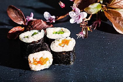 Dünne Sushi-Rollen 2