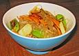 Chinesische Nudelpfanne mit Hackfleisch