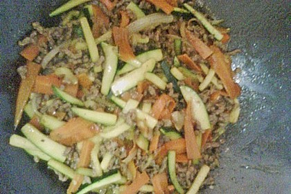 Chinesische Nudelpfanne mit Hackfleisch 21