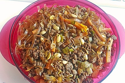 Chinesische Nudelpfanne mit Hackfleisch 16