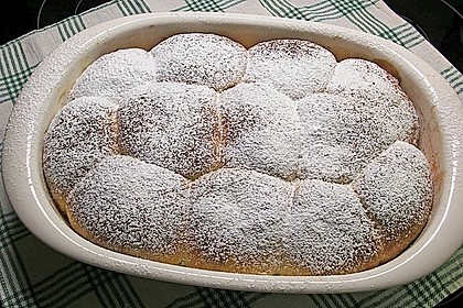 Buchteln mit Marmeladenfüllung 4