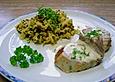 Schweinsmedaillons in Kr&auml;uterkruste mit Wei&szlig;weinso&szlig;e