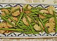 Gebratener Thai - Spargel mit Garnelen und Reiswein