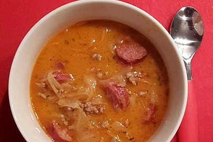 Herzhafte Hack - Sauerkraut - Suppe