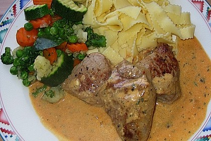 Schweinefiletmedaillons in Grüner Pfeffer - Sauce 6