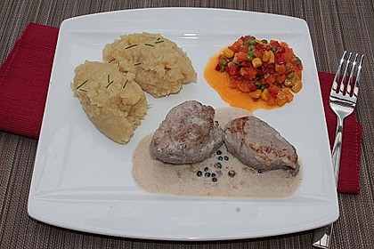 Schweinefiletmedaillons in Grüner Pfeffer - Sauce 10
