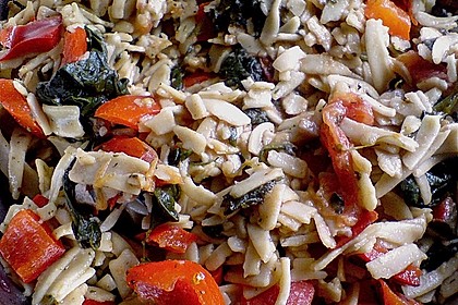 Vegetarischer Nudeltopf
