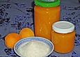 Aprikosenmarmelade mit Kokos