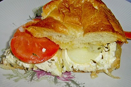 Fladenbrot mit Tomaten und Feta - K&auml;se gef&uuml;llt 2