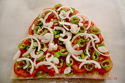 Fladenbrot mit Tomaten und Feta - K&auml;se gef&uuml;llt 3