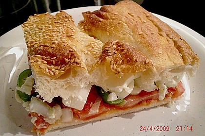 Fladenbrot mit Tomaten und Feta - K&auml;se gef&uuml;llt 5