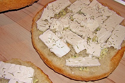 Fladenbrot mit Tomaten und Feta - K&auml;se gef&uuml;llt 11