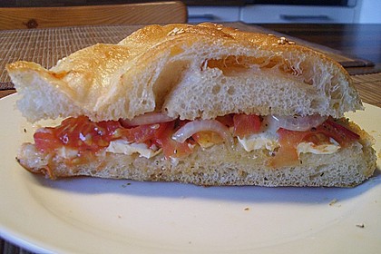 Fladenbrot mit Tomaten und Feta - K&auml;se gef&uuml;llt 17