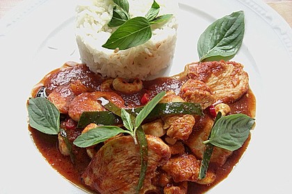 Gebratenes H&uuml;hnchen mit roter Currypaste & Cashewn&uuml;ssen 2