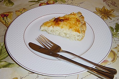 Brillas Zwiebelkuchen mit Käse 12