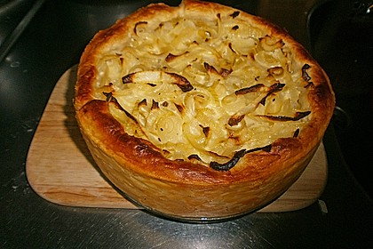 Brillas Zwiebelkuchen mit Käse 6