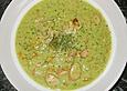 Erbsencremesuppe mit W&uuml;rstchen