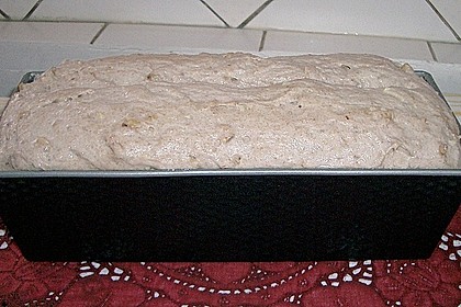 W&uuml;rziges Kartoffel - Walnuss - Brot