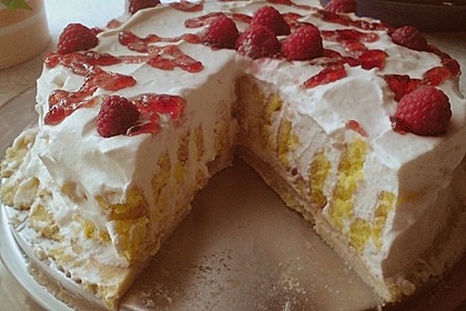 Himbeer Wickeltorte 1