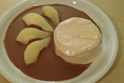 Zimteis mit Birnen und Lebkuchensauce 13