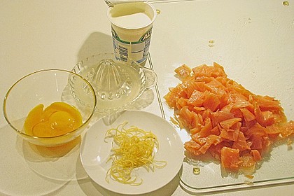 Spinat - Zitronen - Sahne - Sauce mit R&auml;ucherlachs