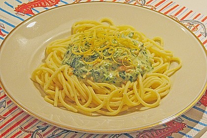 Spinat - Zitronen - Sahne - Sauce mit R&auml;ucherlachs 3