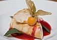 Gebrannte Quarkcannelloni auf Himbeersauce