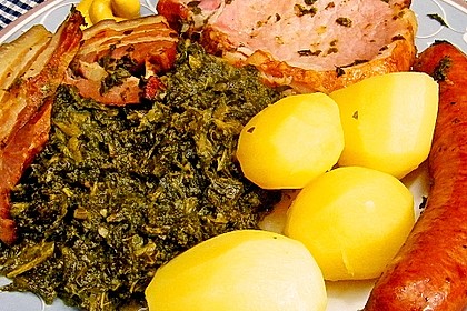 Gr&uuml;nkohl mit Kasseler, Mettw&uuml;rstchen und Kartoffeln 10