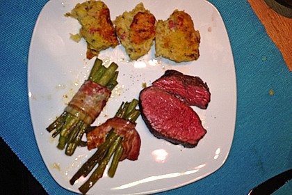 Chateaubriand mit Speckbohnen, Macaire - Kartoffeln und Sauce Béarnaise 26