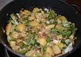 Kartoffelsalat mit Speck und Endiviensalat