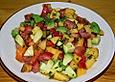 Sommersalat mit Avocado, Tomate und Nektarine