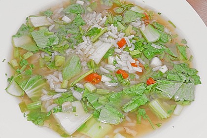 Thail&auml;ndische Reissuppe mit Garnelen