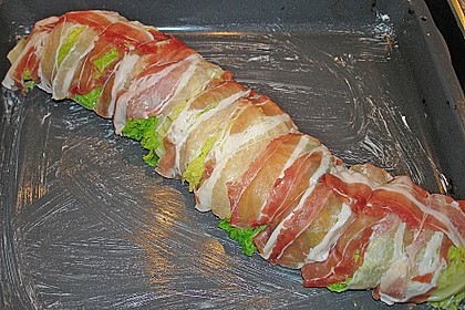 Rinderfilet im Wirsing - Speck - Mantel