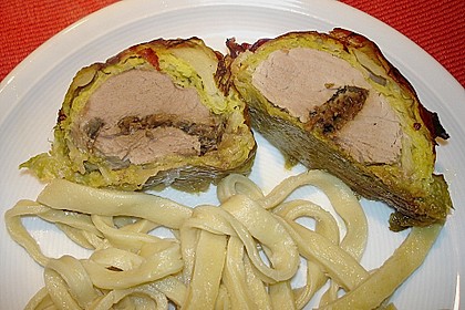 Rinderfilet im Wirsing - Speck - Mantel 1