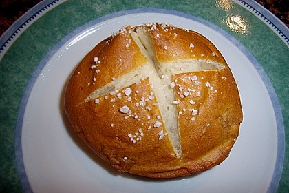 Schw&auml;bische Laugenbr&ouml;tchen 1