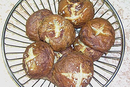 Schw&auml;bische Laugenbr&ouml;tchen 6