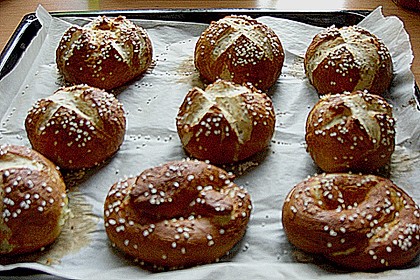 Schw&auml;bische Laugenbr&ouml;tchen 12