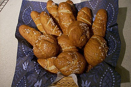 Schw&auml;bische Laugenbr&ouml;tchen 19