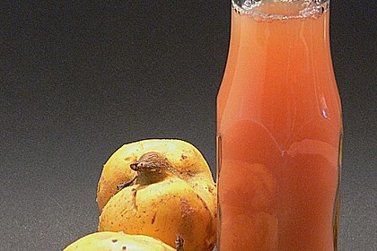 Quittensaft zur vielseitigen Verwendung aus dem Dampfentsafter 3