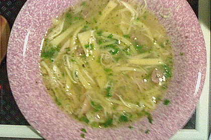 H&uuml;hnchen - Nudelsuppe 4