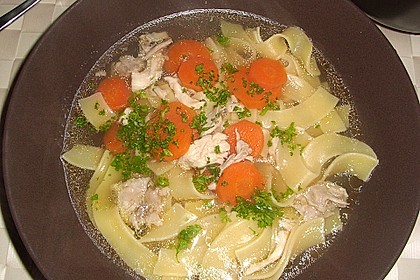 H&uuml;hnchen - Nudelsuppe 7