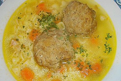 H&uuml;hnchen - Nudelsuppe 2