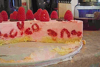 Ungebackene Himbeertorte 1