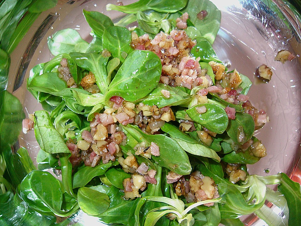 Feldsalat mit Speck und Nüssen (Rezept mit Bild) | Chefkoch.de