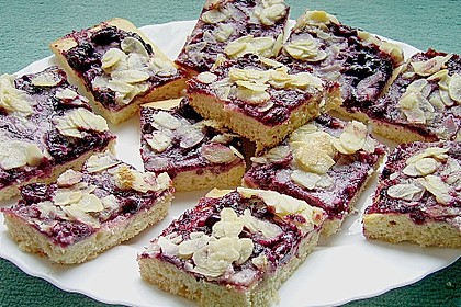 Blitzbutterkuchen mit Roter Gr&uuml;tze