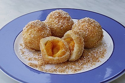 Marillenkn&ouml;del 16